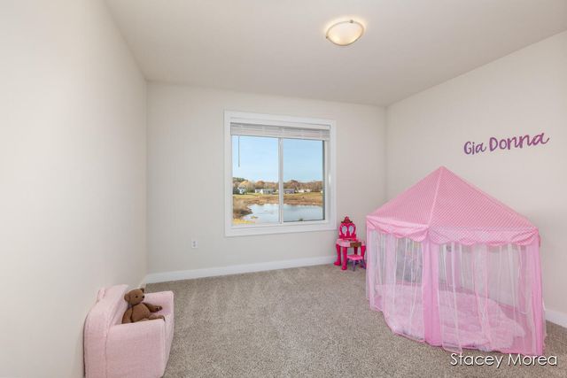 11791 Crystal Ridge Drive Ne, Algoma Twp, MI 49345