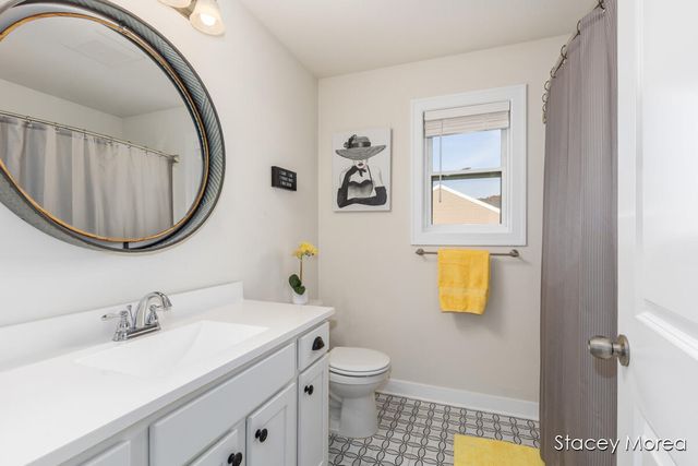 11791 Crystal Ridge Drive Ne, Algoma Twp, MI 49345