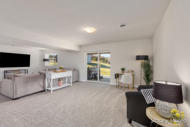 11791 Crystal Ridge Drive Ne, Algoma Twp, MI 49345