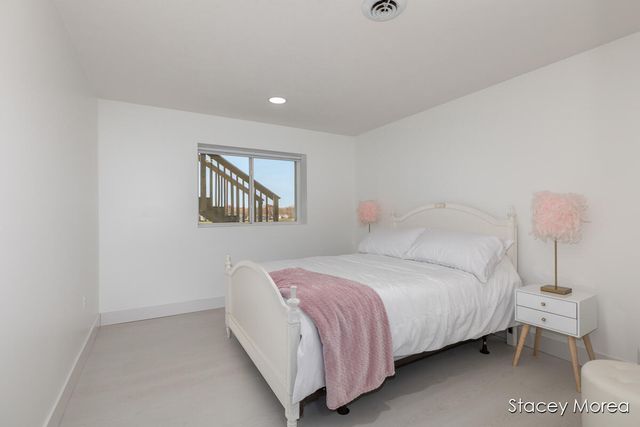 11791 Crystal Ridge Drive Ne, Algoma Twp, MI 49345