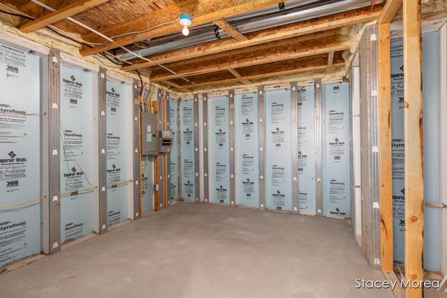 11791 Crystal Ridge Drive Ne, Algoma Twp, MI 49345