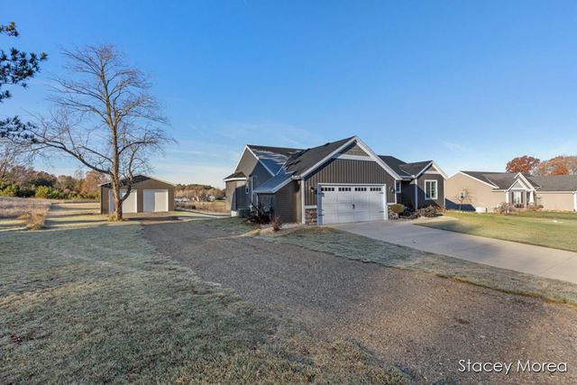 11791 Crystal Ridge Drive Ne, Algoma Twp, MI 49345