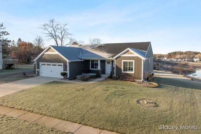 11791 Crystal Ridge Drive Ne, Algoma Twp, MI 49345