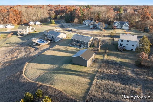 11791 Crystal Ridge Drive Ne, Algoma Twp, MI 49345