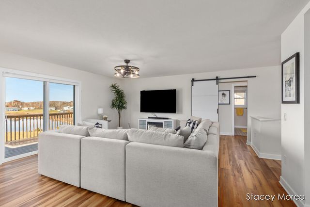 11791 Crystal Ridge Drive Ne, Algoma Twp, MI 49345