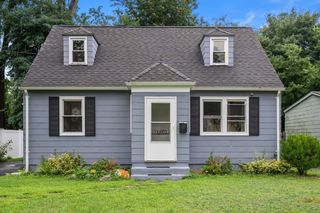 65 Burnside Ter, Springfield, MA 01118