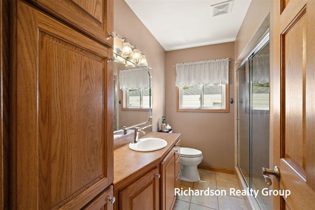 1702 Waverly Avenue, Grand Haven, MI 49417