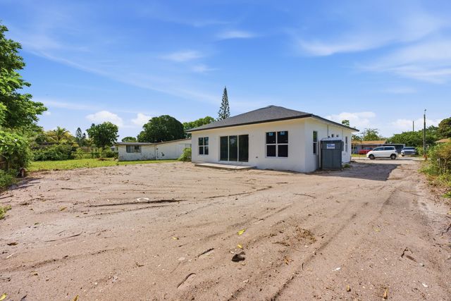 1705 NW 15th Street, Fort Lauderdale, FL 33311