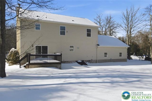 106 Greenleaf Drive, Tobyhanna Twp, PA 18334