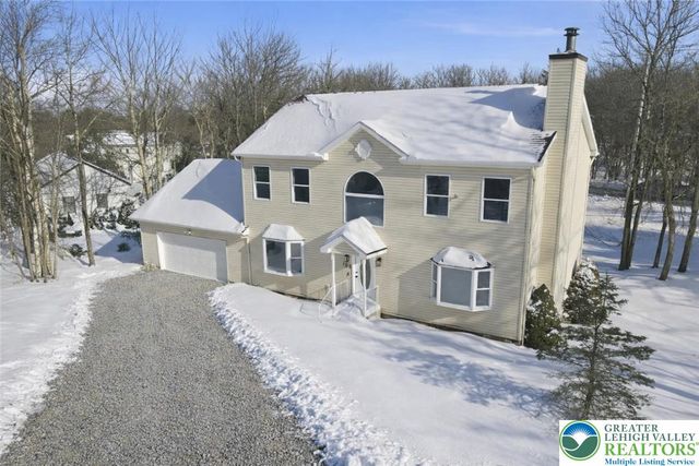 106 Greenleaf Drive, Tobyhanna Twp, PA 18334