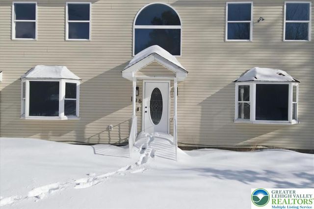 106 Greenleaf Drive, Tobyhanna Twp, PA 18334