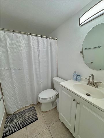 740 11th St 3A, Miami Beach, FL 33139