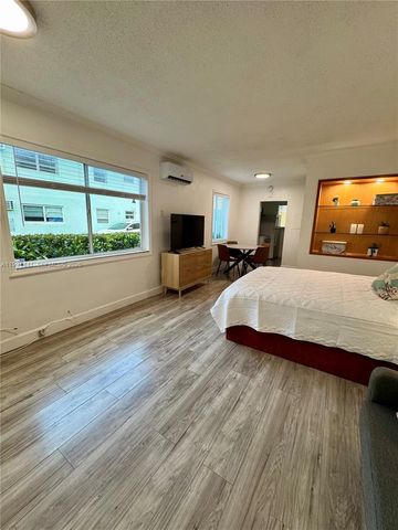 740 11th St 3A, Miami Beach, FL 33139