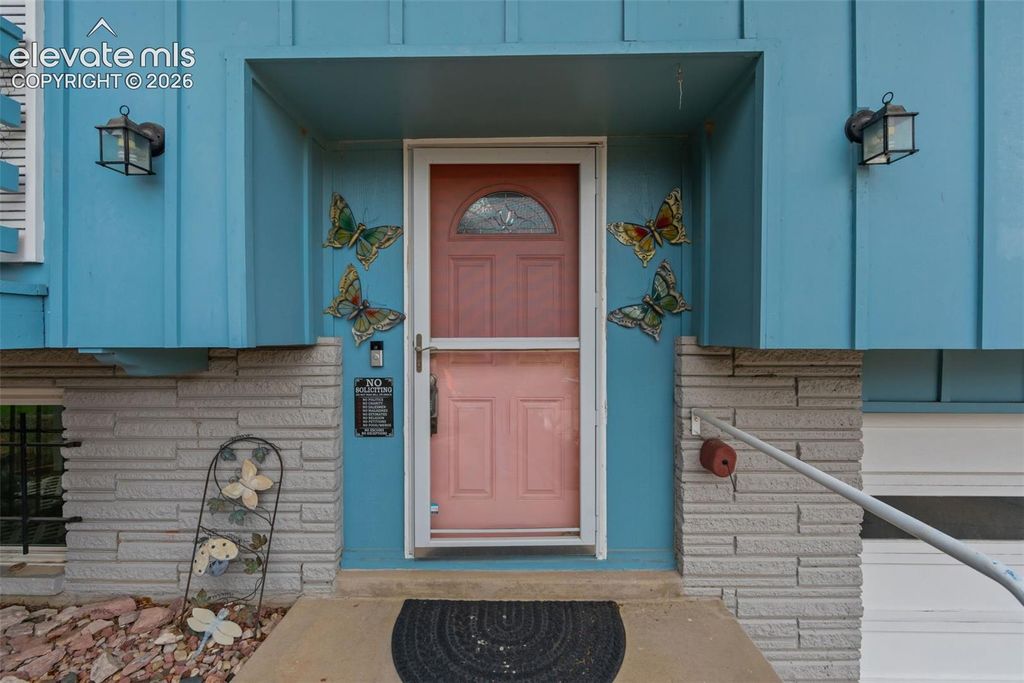 1207 Martin Drive, Colorado Springs, CO 80915 — photo 4