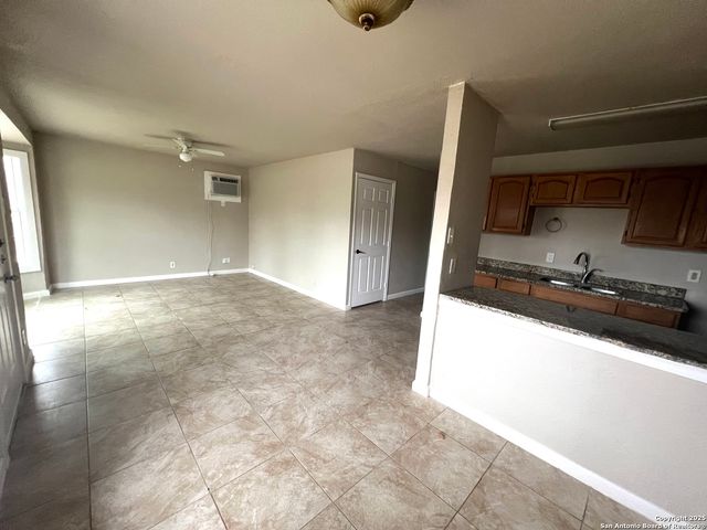 6214 Slate Valley, San Antonio, TX 78242