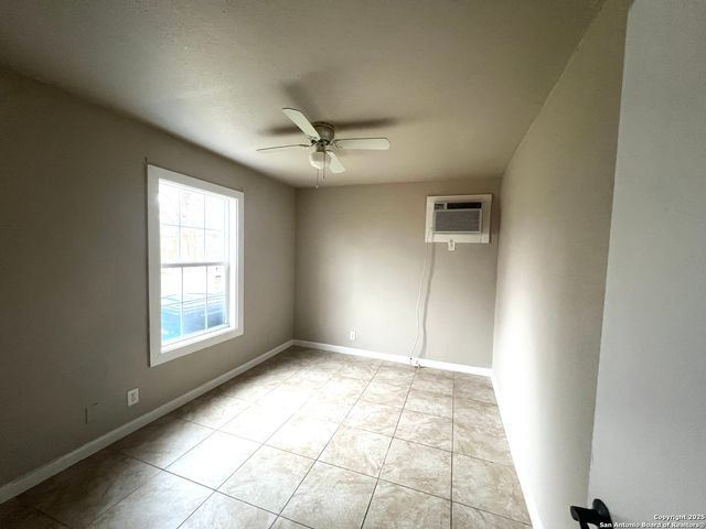 6214 Slate Valley, San Antonio, TX 78242