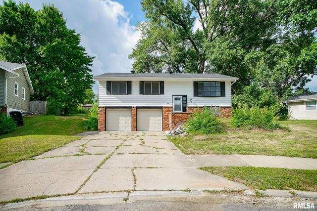 2705 W MILLBROOK Court, Peoria, IL 61615