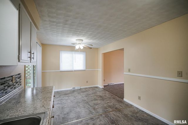 2705 W MILLBROOK Court, Peoria, IL 61615