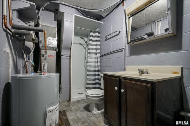 2705 W MILLBROOK Court, Peoria, IL 61615