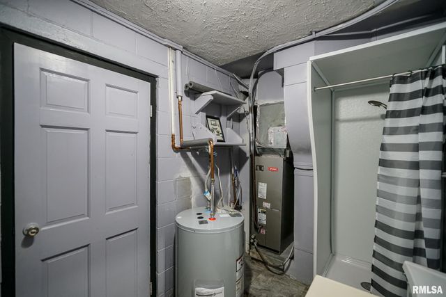 2705 W MILLBROOK Court, Peoria, IL 61615