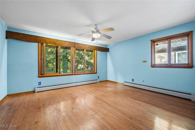 6208 Dora Boulevard, Independence, OH 44131