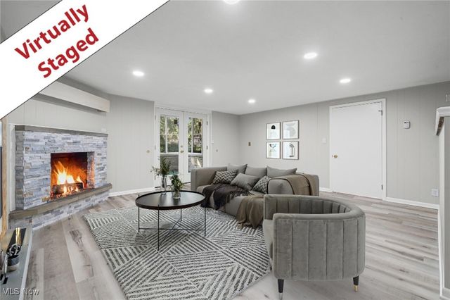 6208 Dora Boulevard, Independence, OH 44131