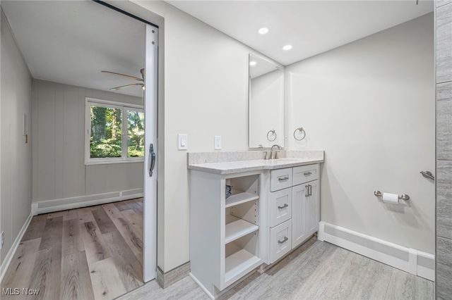 6208 Dora Boulevard, Independence, OH 44131