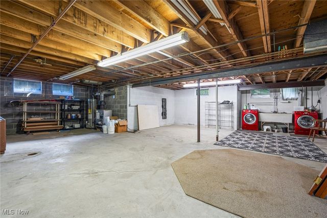 6208 Dora Boulevard, Independence, OH 44131