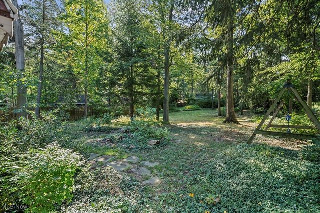 6208 Dora Boulevard, Independence, OH 44131