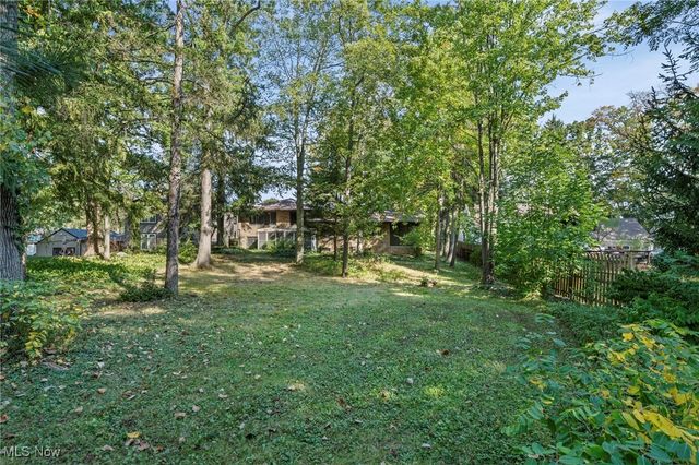 6208 Dora Boulevard, Independence, OH 44131