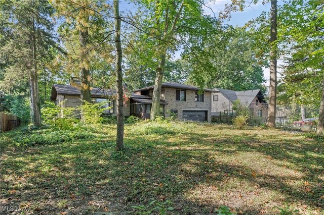 6208 Dora Boulevard, Independence, OH 44131