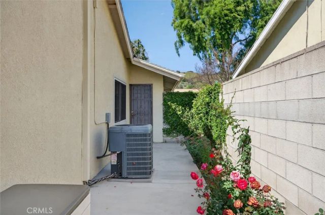 2246 Farringdon Drive, Pomona, CA 91768