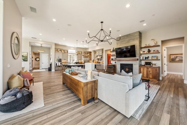 3007 Bluffs Drive, Marina, CA 93933