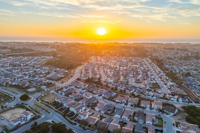 3007 Bluffs Drive, Marina, CA 93933