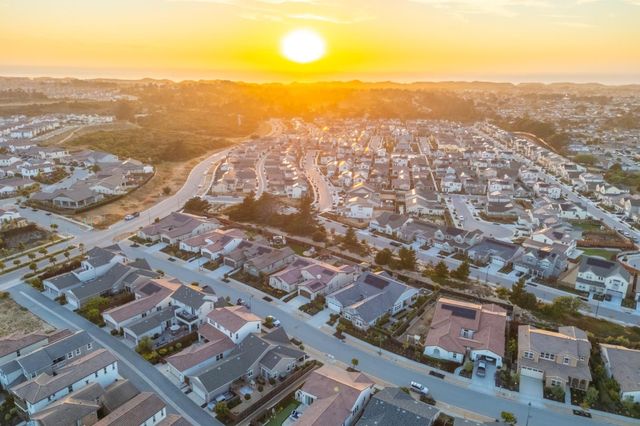 3007 Bluffs Drive, Marina, CA 93933