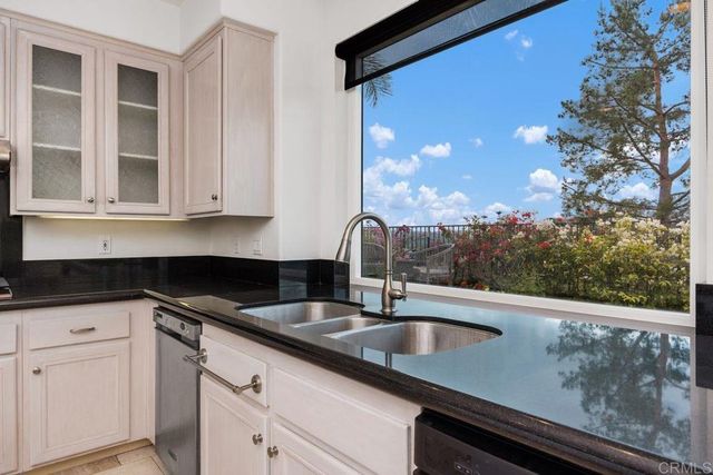 241 Camino Del Postigo, Escondido, CA 92029