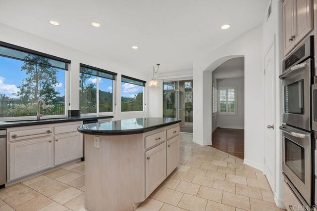 241 Camino Del Postigo, Escondido, CA 92029