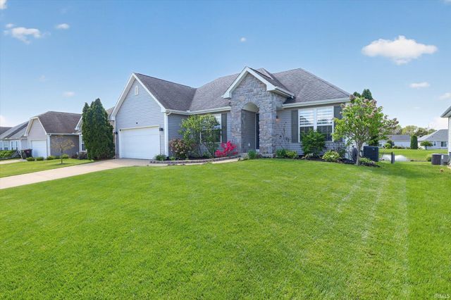 507 Cloudmont Drive, Osceola, IN 46561