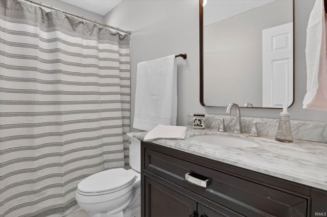 507 Cloudmont Drive, Osceola, IN 46561