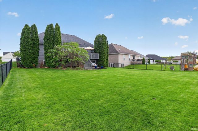 507 Cloudmont Drive, Osceola, IN 46561
