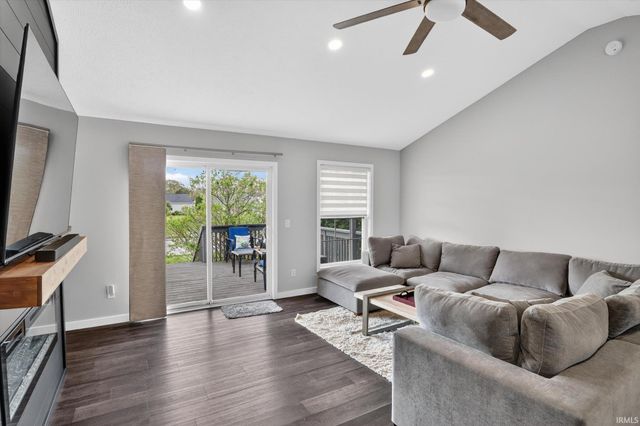 507 Cloudmont Drive, Osceola, IN 46561