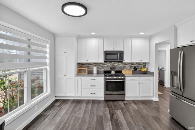 507 Cloudmont Drive, Osceola, IN 46561
