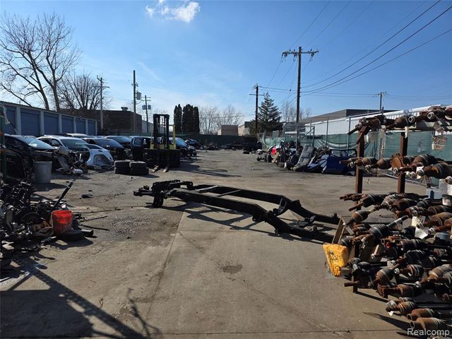 12317 Woodbine Street, Redford, MI 48239