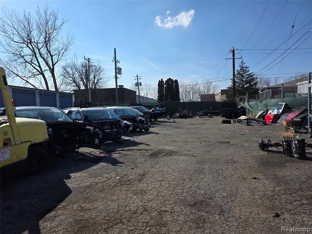 12317 Woodbine Street, Redford, MI 48239