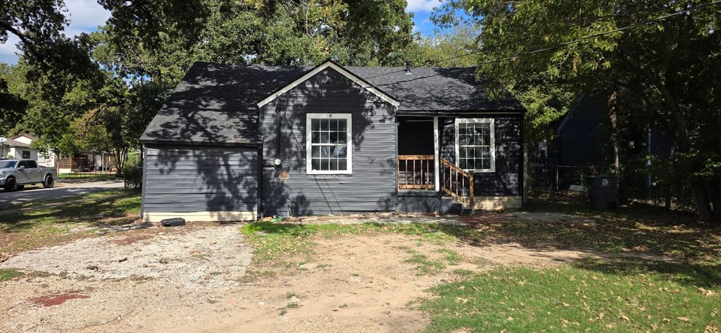 7610 Mohawk Drive, Dallas, TX 75235 — exterior
