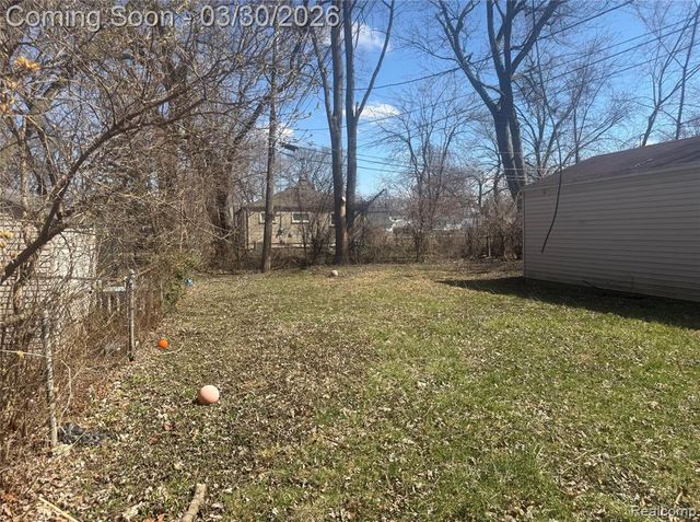 4631 Ziegler Street, Dearborn Heights, MI 48125