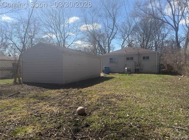 4631 Ziegler Street, Dearborn Heights, MI 48125