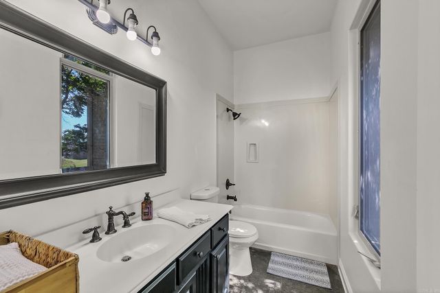 10 Valhalla Drive, Cabot, AR 72023