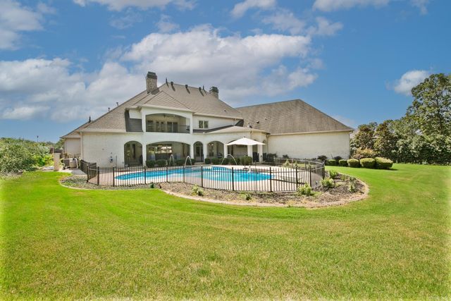 10 Valhalla Drive, Cabot, AR 72023