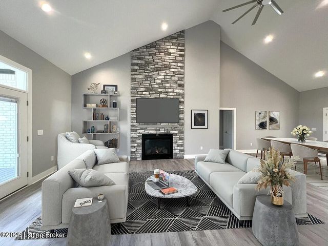 6619 Heritage Hills Dr, Crestwood, KY 40014